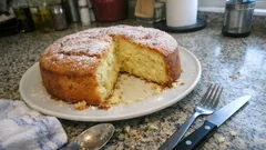 Pão de ló fofo e alto, sem fermento — pronto em cerca de 30 minutos
