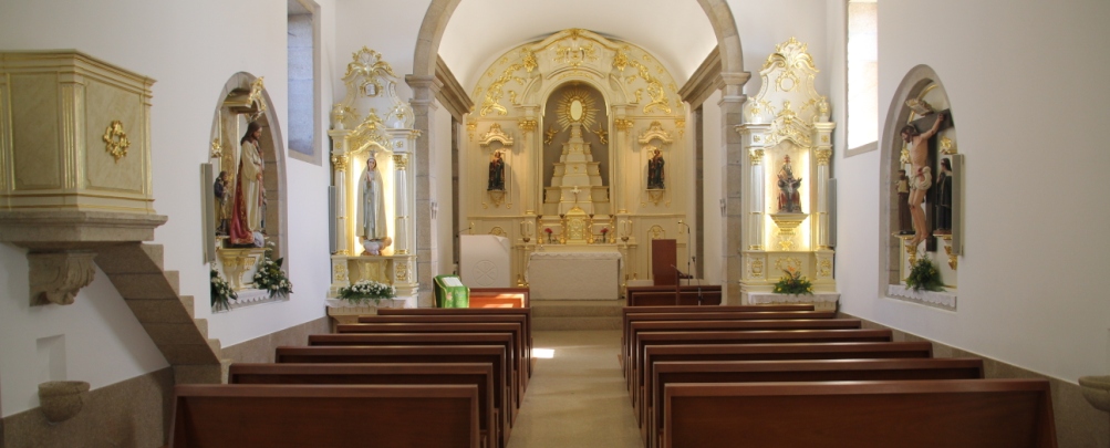 Interior da Igreja Paroquial de Gemunde